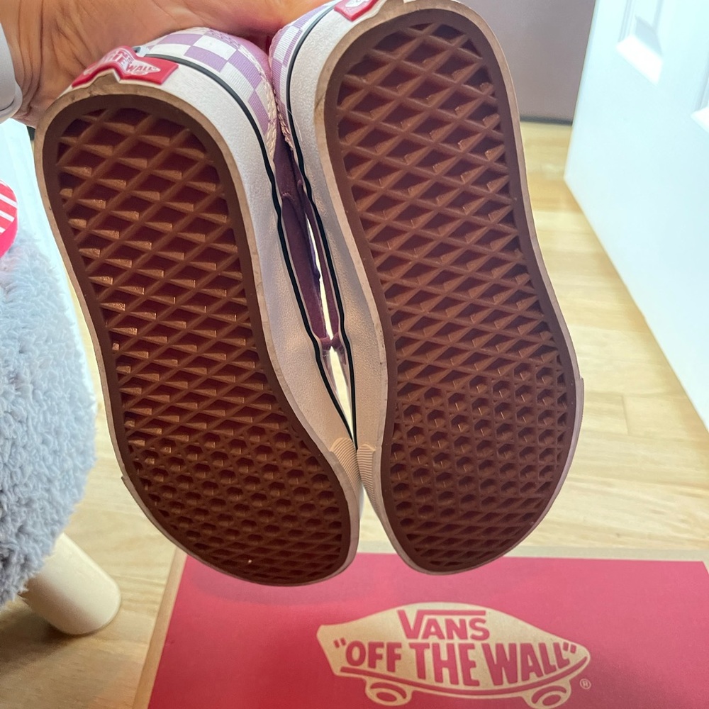 7.5 vans - Picture 3 of 4